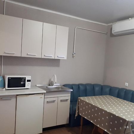 Hotel Gostynnyi Dvir Sharhorod المظهر الخارجي الصورة