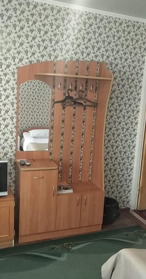 Hotel Gostynnyi Dvir Sharhorod المظهر الخارجي الصورة